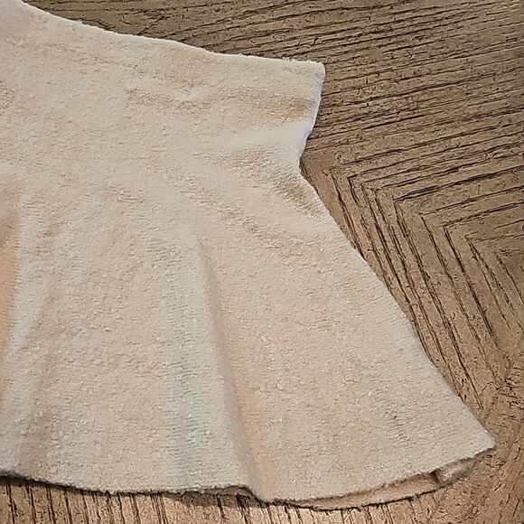 Girls cream color skirt H&M 8-10 - Picture 7 of 11